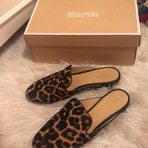 michael kors leopard slides
